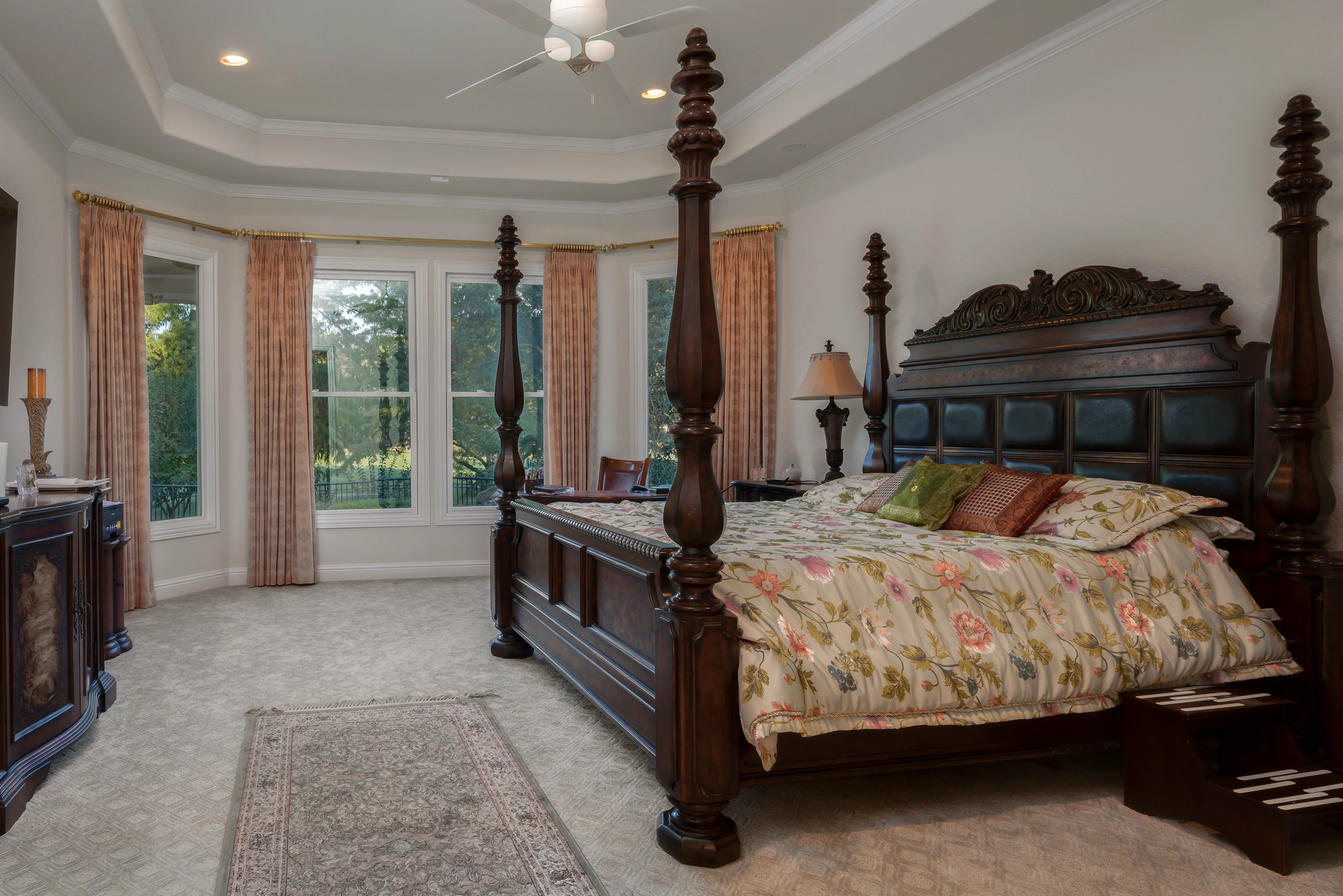 Primary suite